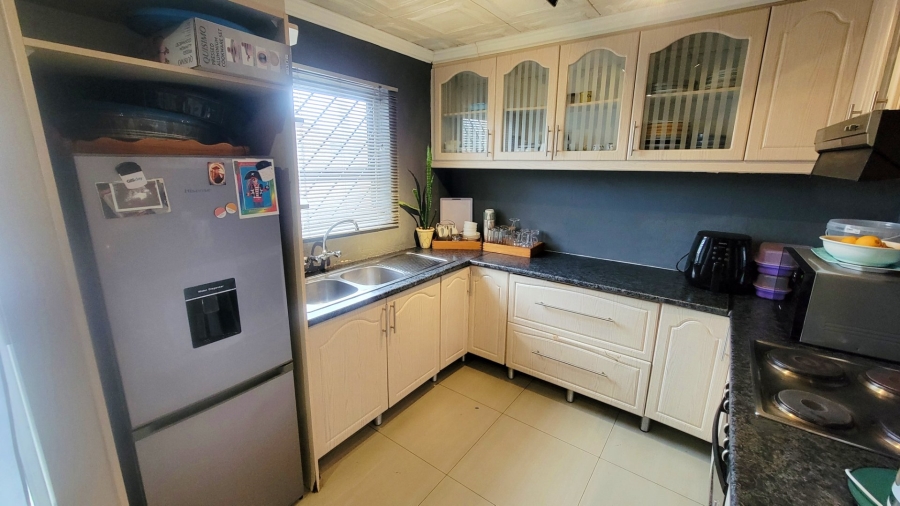 3 Bedroom Property for Sale in Strandfontein Western Cape